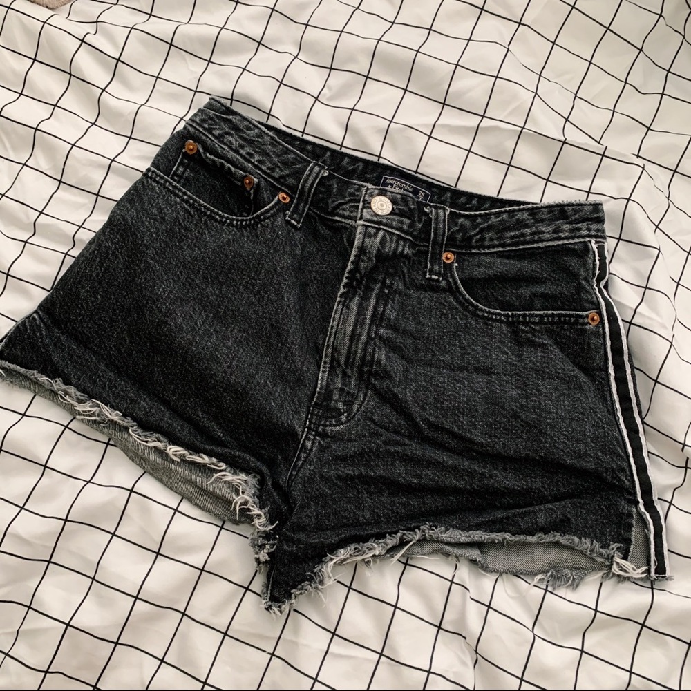 High Waisted Black Shorts